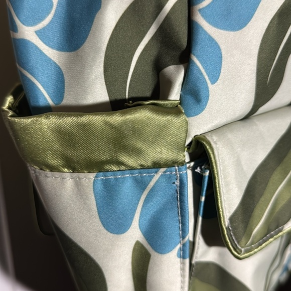 Ju-Ju-Be Crossbody Bag Lightweight Tote Bag 10 x 14 - Picture 8 of 14